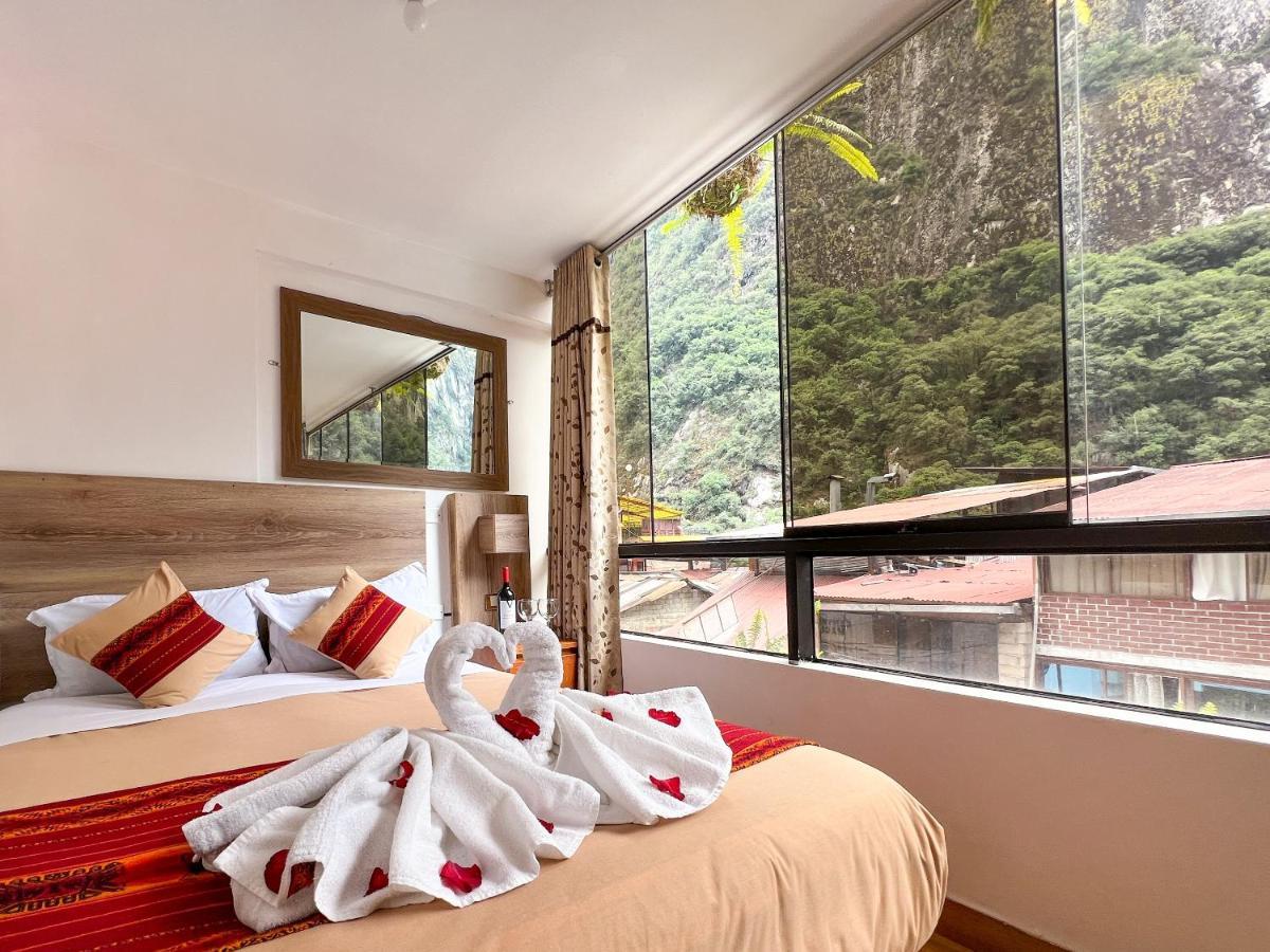 Runas * Machu Picchu