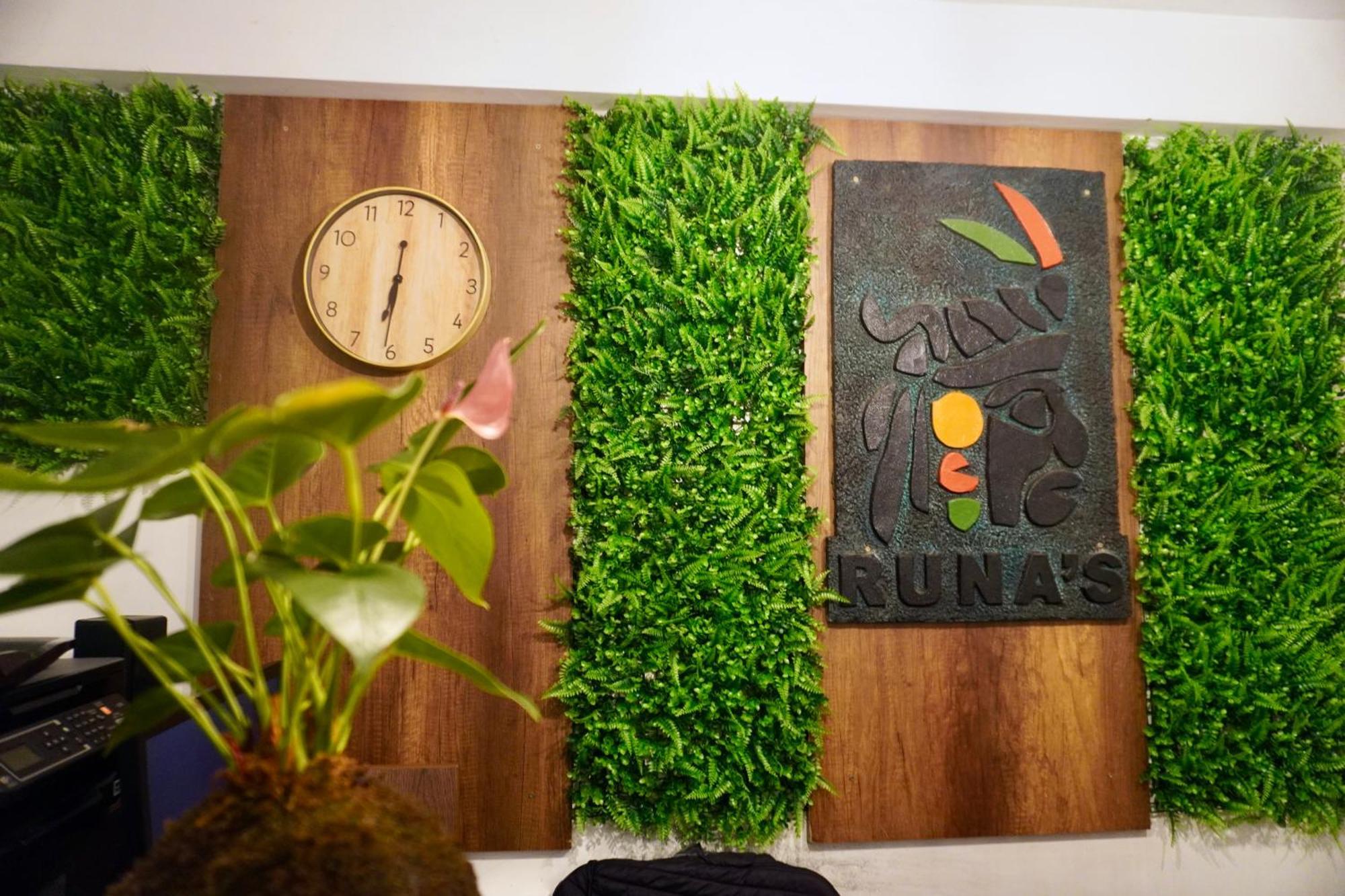 Runas *