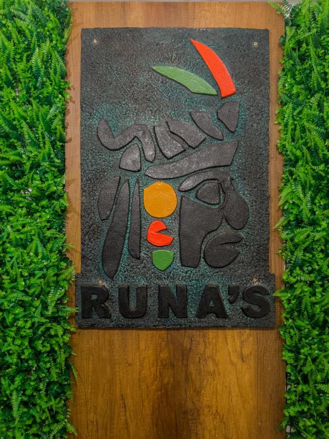 Runas * Machu Picchu